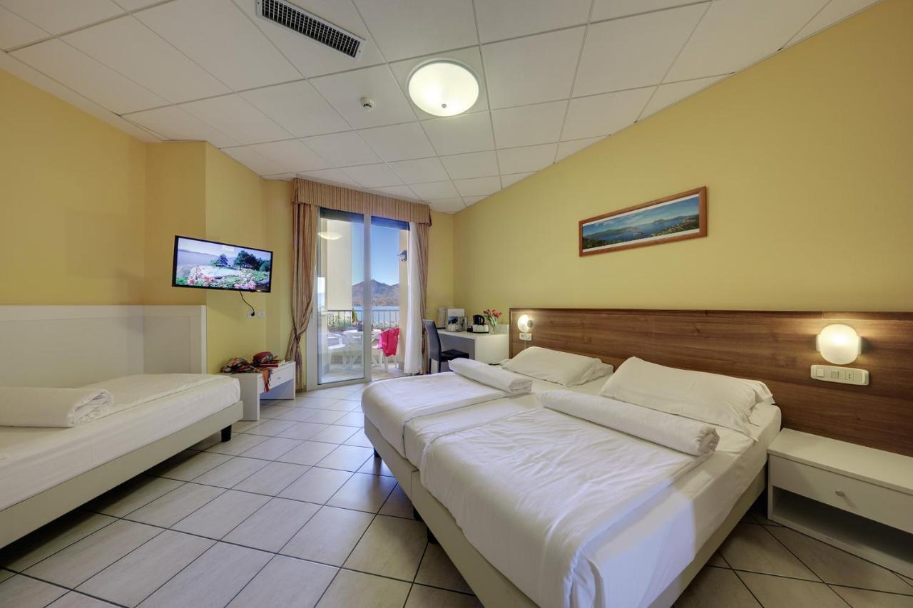 Hotel Residence Zust Verbania Eksteriør bilde